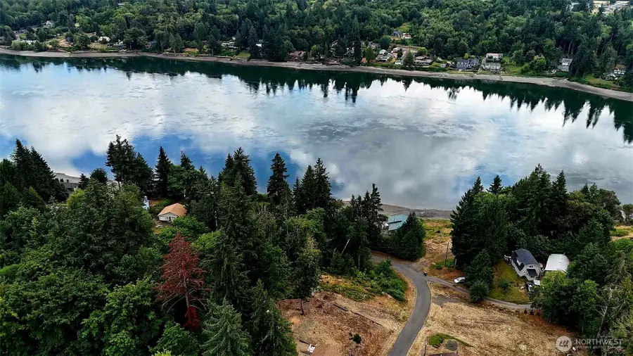 301 E Soundview Drive #15&16, Shelton, WA 98584 - Image #2