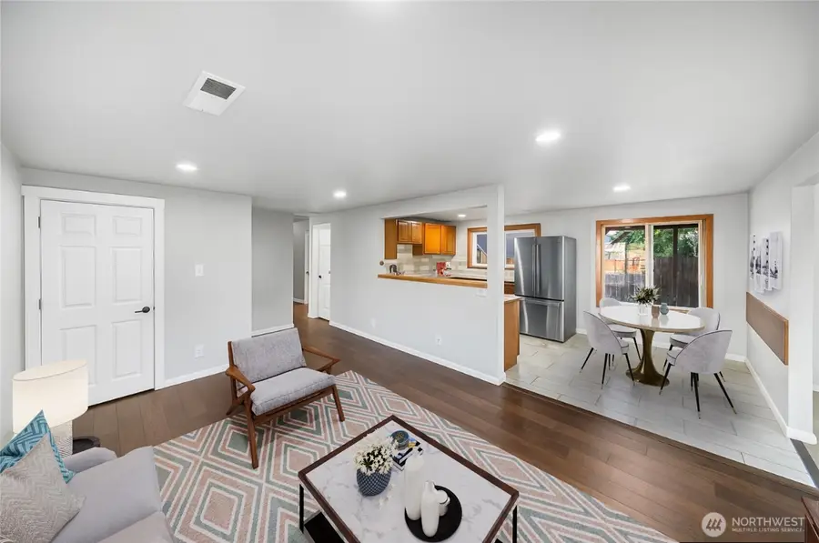 4908 236th St Sw, Mountlake Terrace, WA 98043 - Image #2