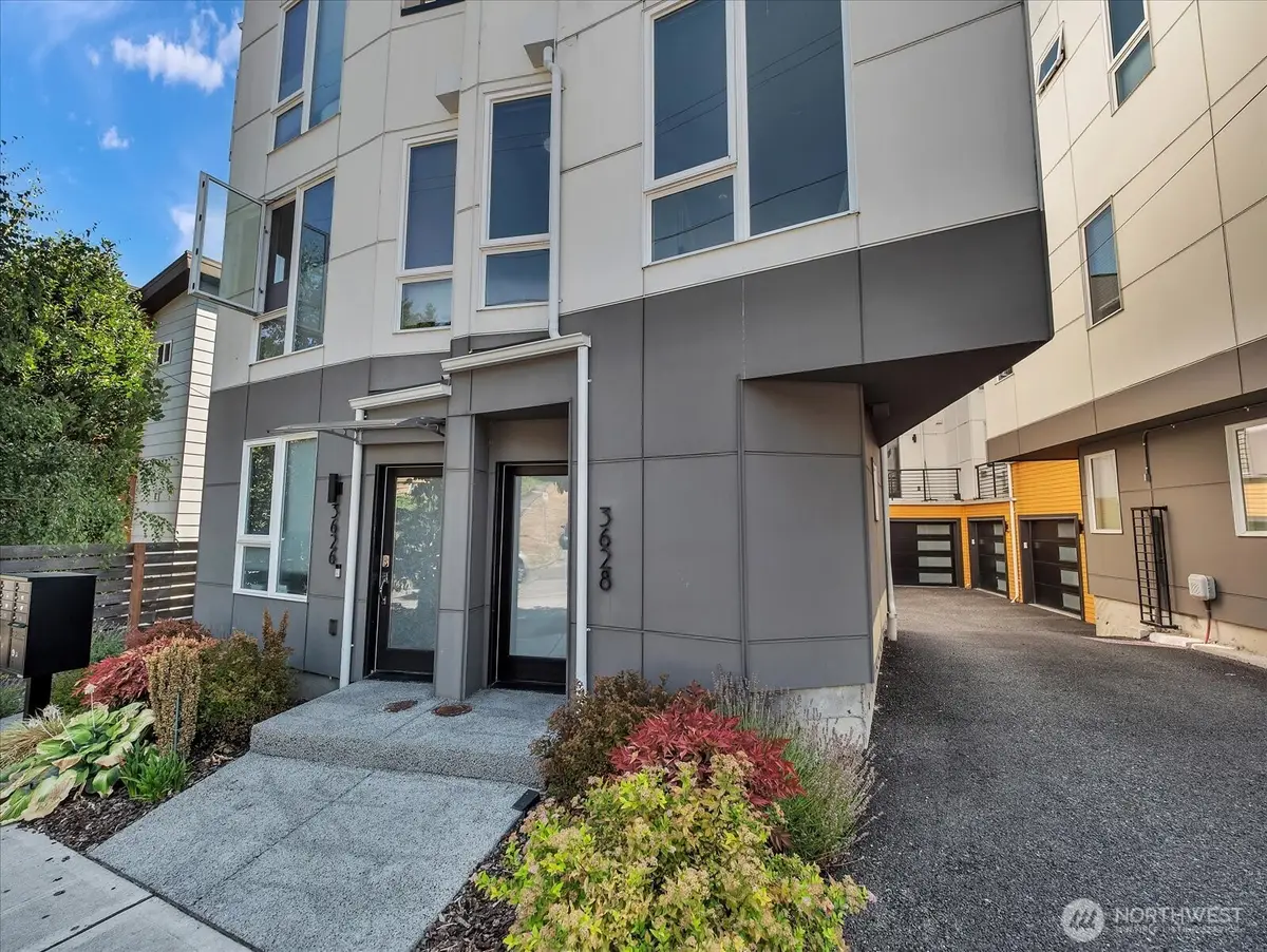 3628 14th Avenue S, Seattle, WA 98108 - Image #1