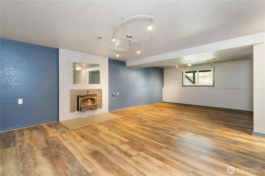 13729 8th Avenue S, Burien, WA 98168 - Image #2