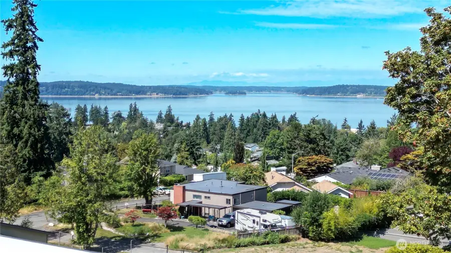 1207 Adams Street, Steilacoom, WA 98388 - Image #2