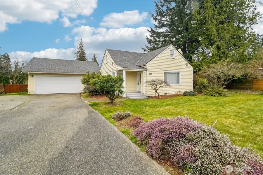 2406 100th Street Se, Everett, WA 98208 - Image #2