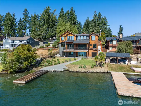 1024 184th Avenue Ct E, Lake Tapps, WA 98391