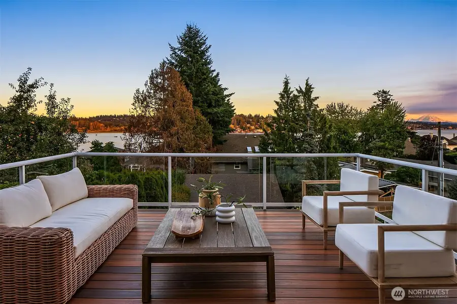 8533 NE Juanita Drive, Kirkland, WA 98034 - Image #2