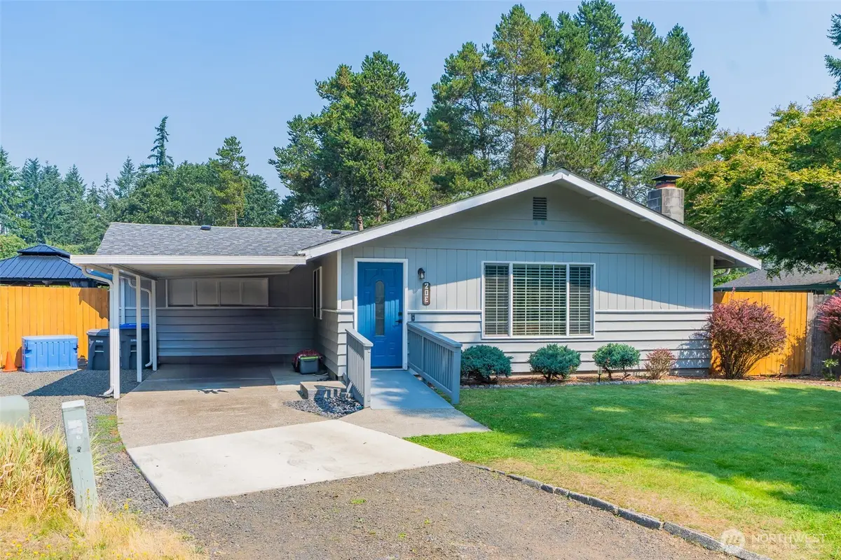 20 E Oak Place, Shelton, WA 98584 - Image #1