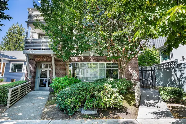 5953 California Avenue Sw #1-A, Seattle, WA 98126