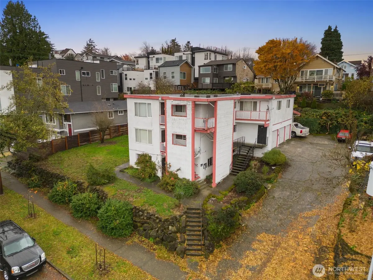 812 29th Avenue S, Seattle, WA 98144 - Image #1