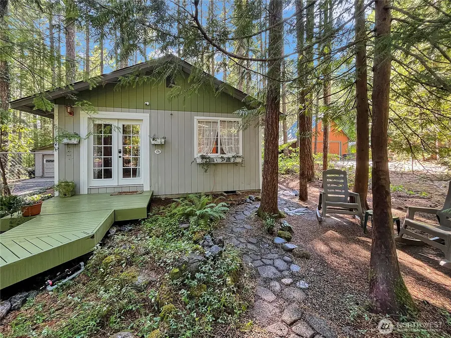 190 N Mount Jupiter Drive, Hoodsport, WA 98548 - Image #2