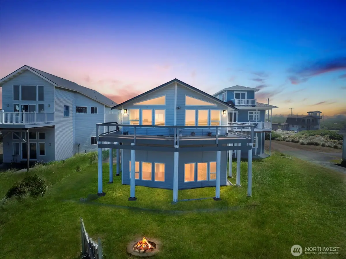 983 S Sand Dune, Ocean Shores, WA 98569 - Image #1