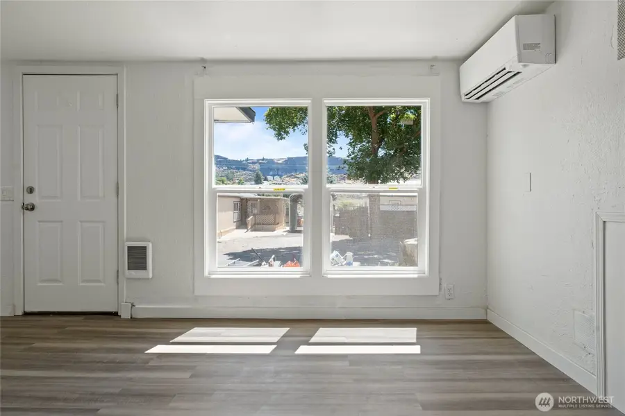 213 W Kelso Avenue, Electric City, WA 99123 - Image #3