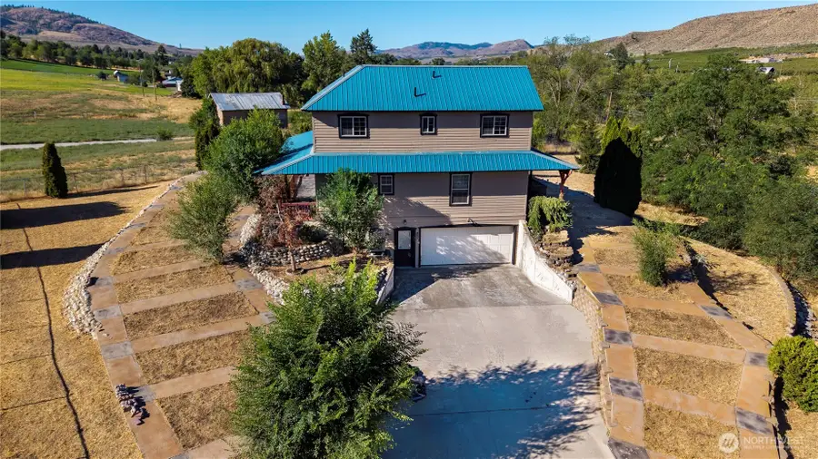 6 Orchard Loop S., Tonasket, WA 98855 - Image #2