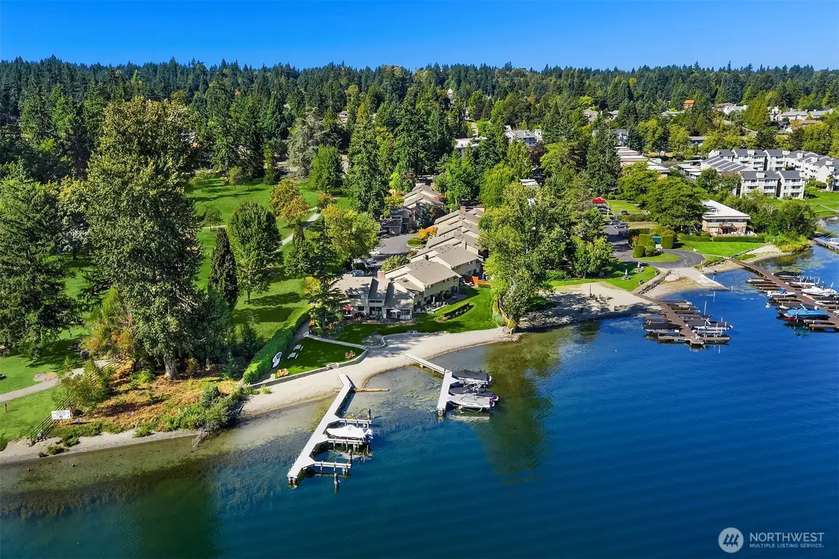 17517 NE 38th Court, Redmond, WA 98052 - Image #1