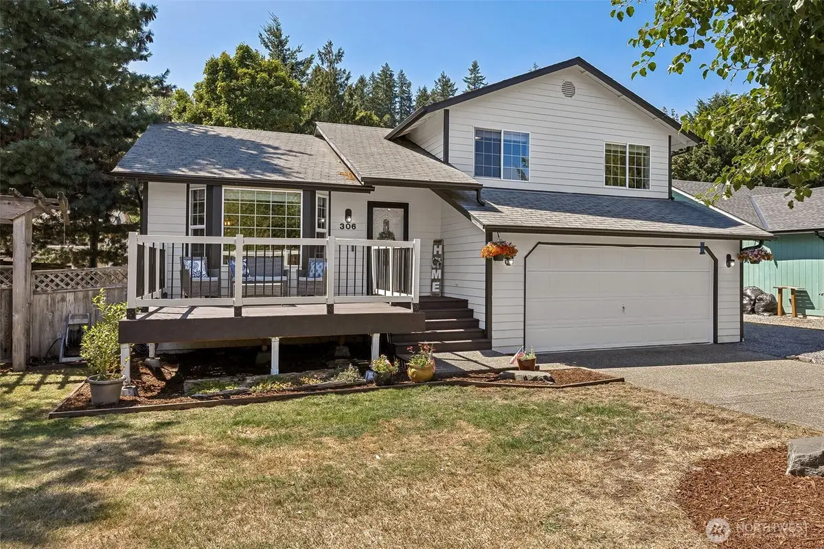306 Maple Drive N, Eatonville, WA 98328 - Image #1