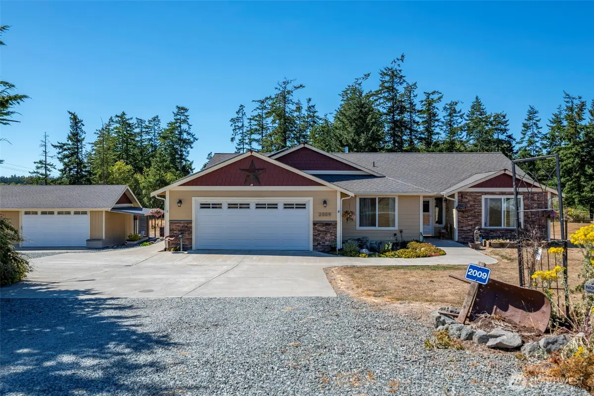 2009 October Lane, Oak Harbor, WA 98277 - Image #1