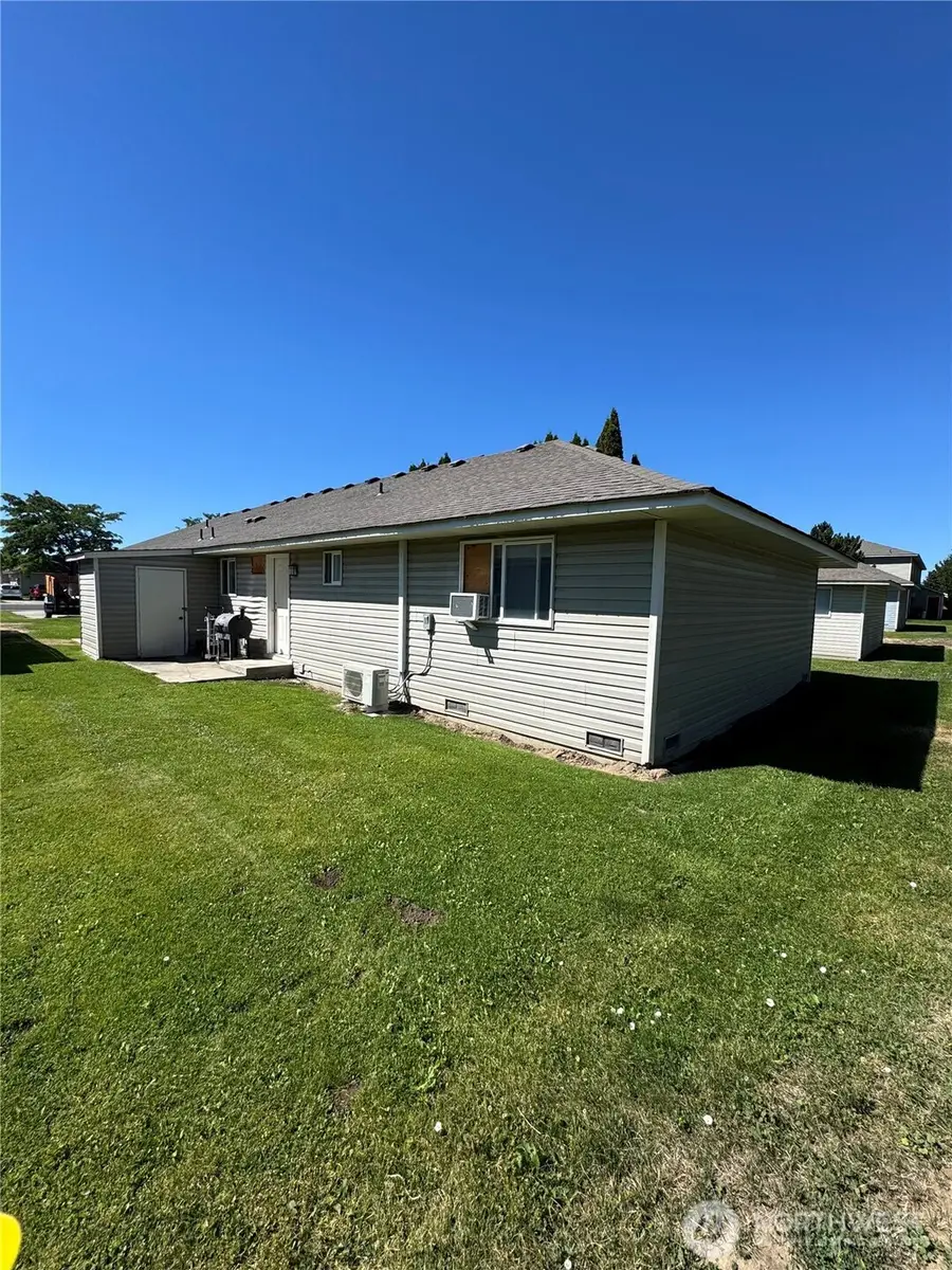 1011 E 19th Avenue #A&B, Ellensburg, WA 98926 - Image #2