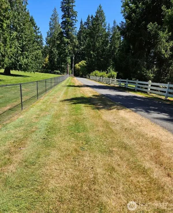 14310 168th Avenue Ne, Woodinville, WA 98072