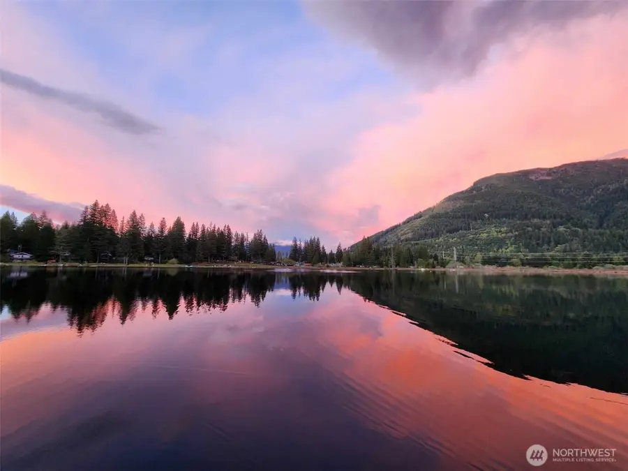 27525 W Lake Riley Road, Arlington, WA 98223 - Image #3