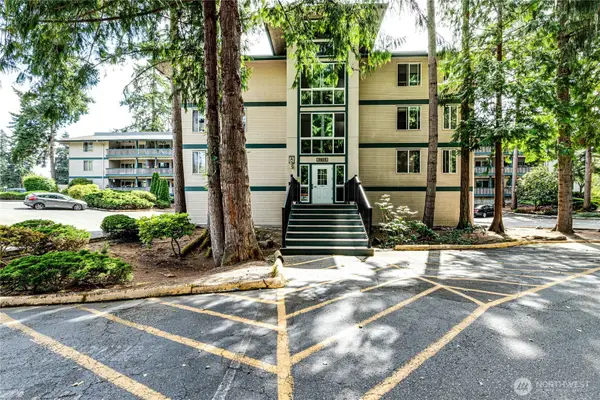 5620 200th Street Sw #A110, Lynnwood, WA 98036