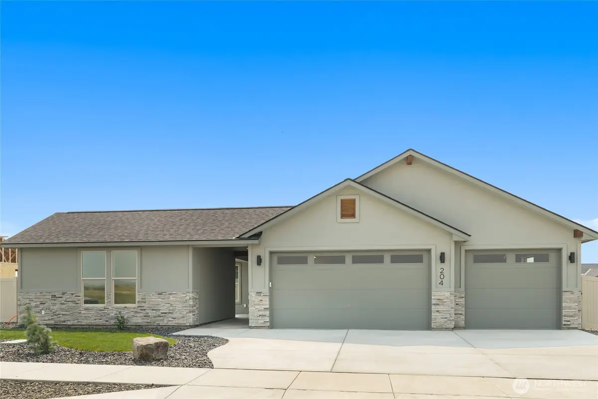 204 E Ian Avenue, Ellensburg, WA 98926 - Image #1