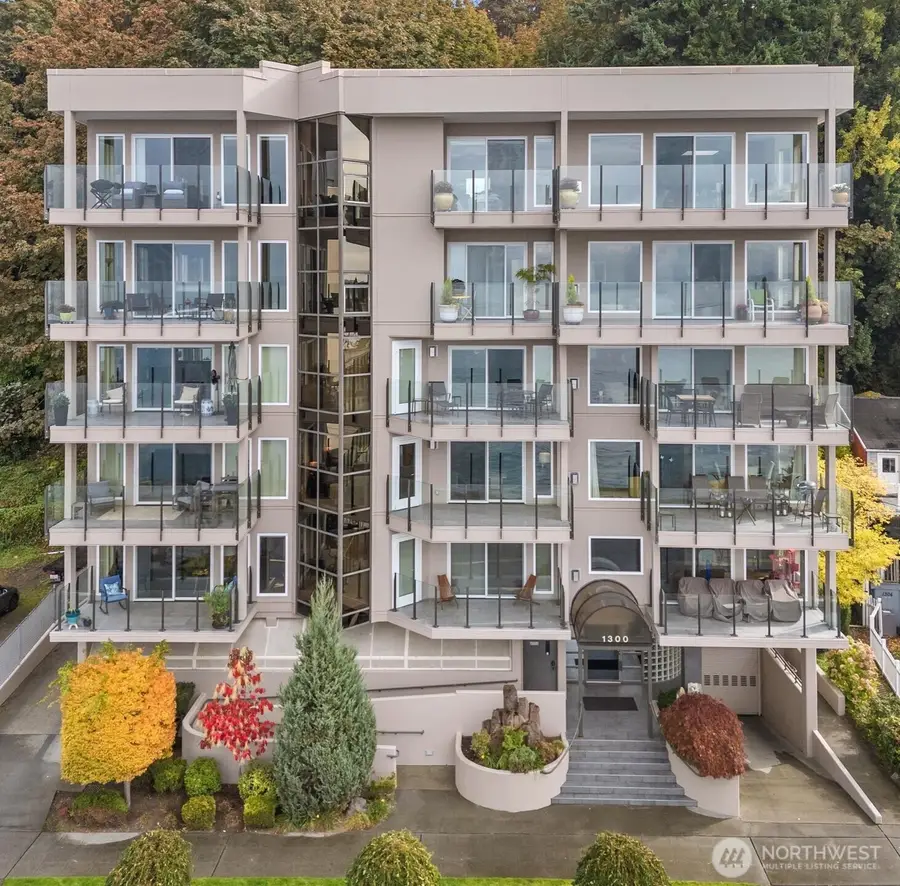 1300 Alki Avenue Sw #201, Seattle, WA 98116 - Image #3