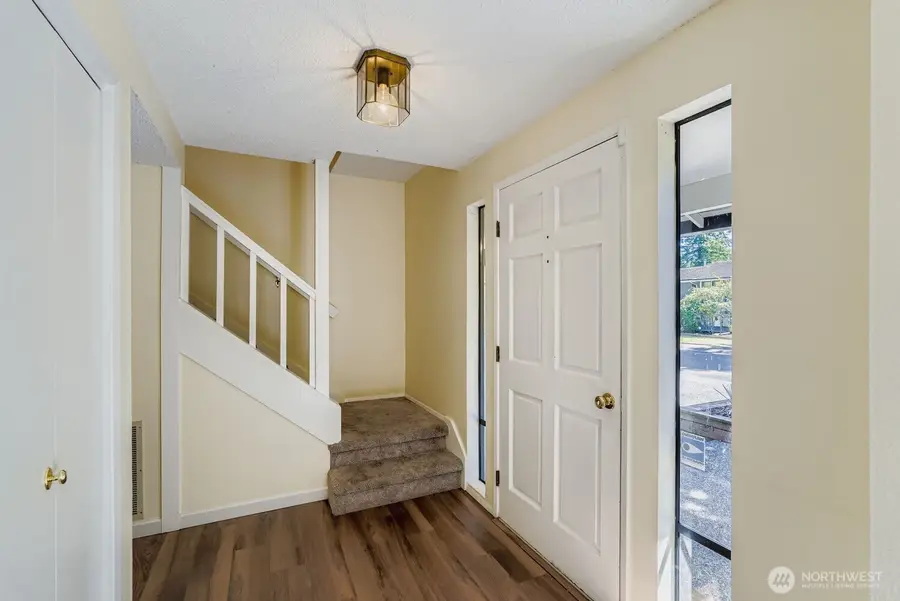 16629 158th Place Se, Renton, WA 98058 - Image #2