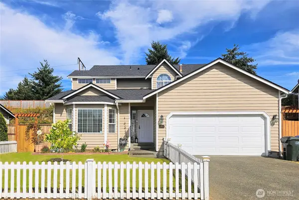 15427 40th Avenue E, Tacoma, WA 98446