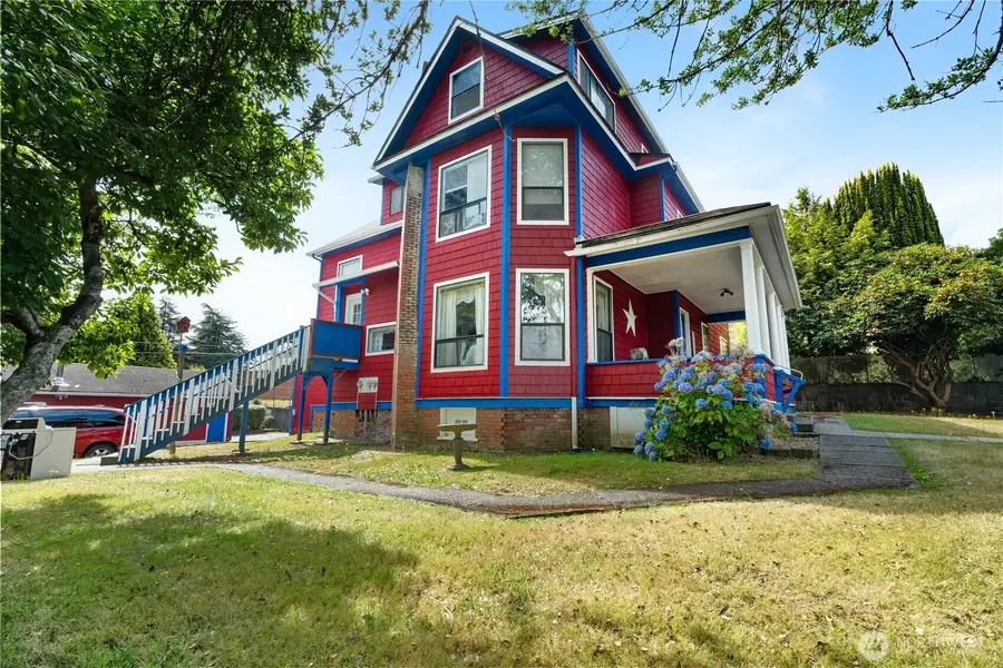 211 E 3rd Street, Aberdeen, WA 98520 - Image #2