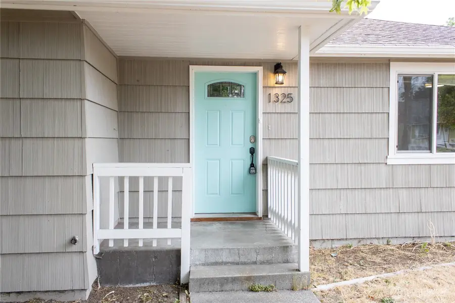 1325 Garrison Avenue, Port Orchard, WA 98366 - Image #2