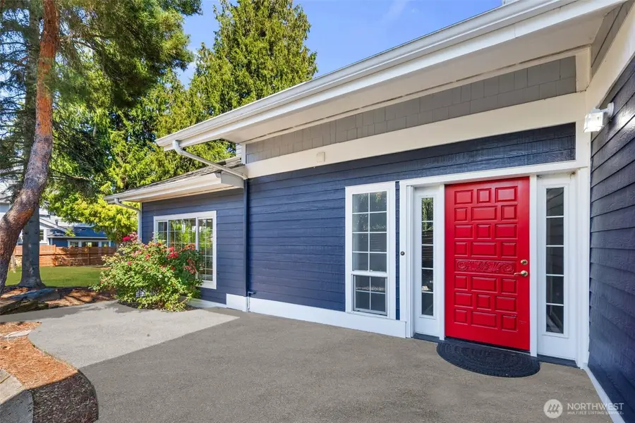 5858 156th Avenue Ne, Redmond, WA 98052 - Image #2