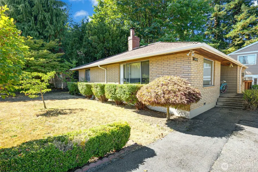 22010 Brier Road, Brier, WA 98036 - Image #2