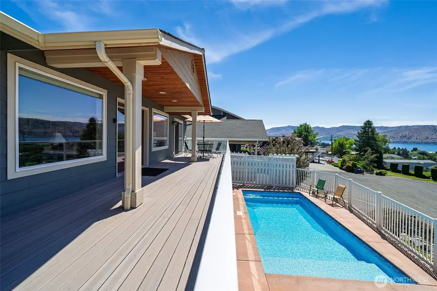 165 Coral Street, Manson, WA 98831 - Image #3