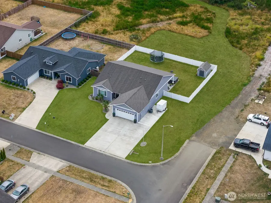 611 Woodside Road, Cosmopolis, WA 98537 - Image #2