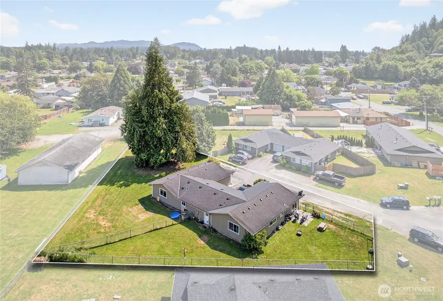 11217 N Skagit St, Burlington, WA 98233 - Image #2