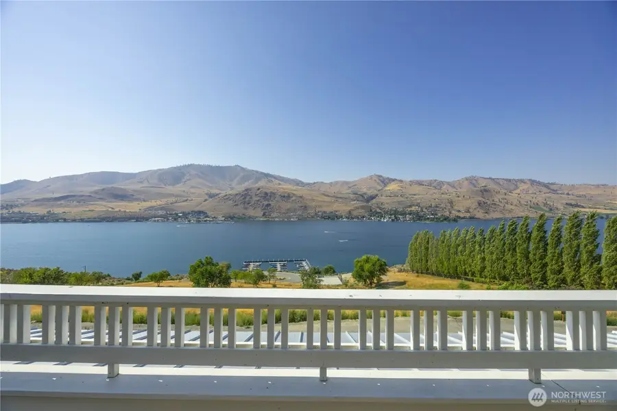 326 Porcupine Lane, Chelan, WA 98816 - Image #3