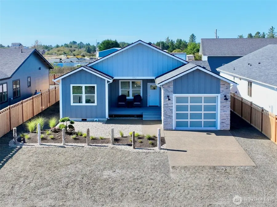 992 Alida Court Se, Ocean Shores, WA 98569 - Image #2