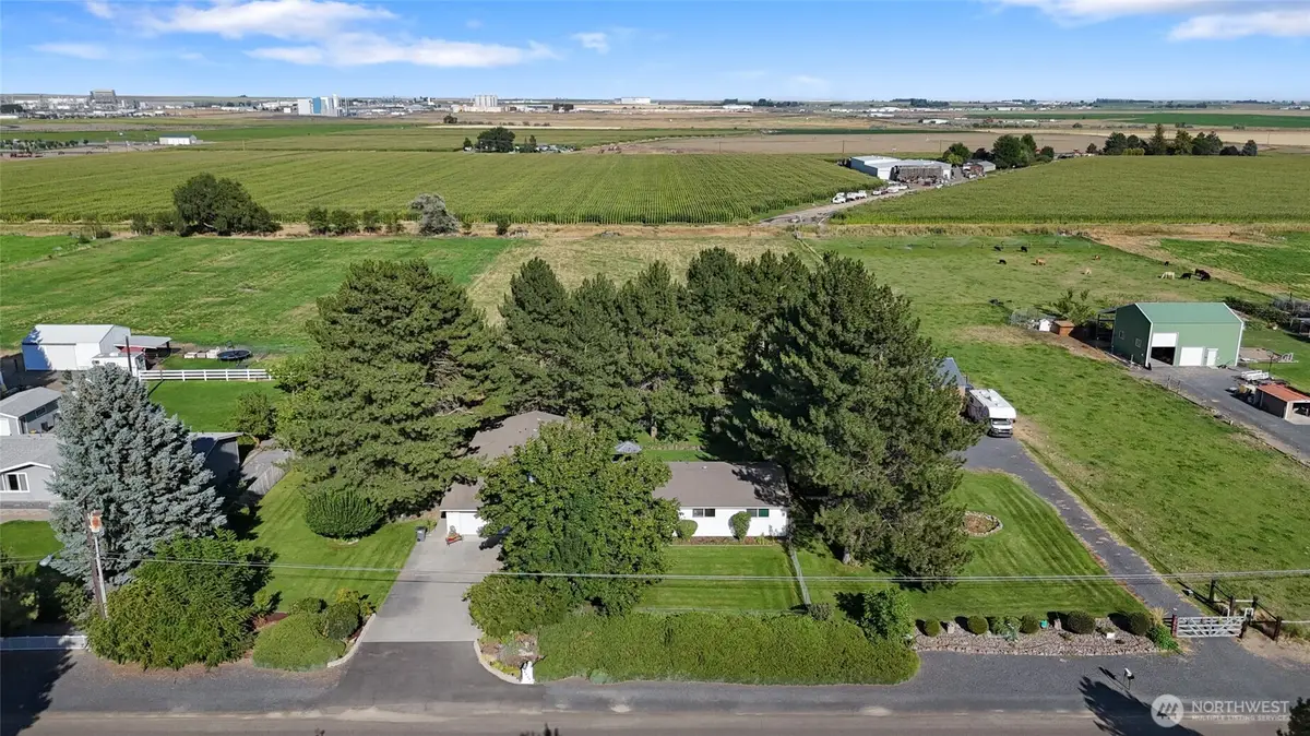 2299 Admiral Road Ne, Moses Lake, WA 98837 - Image #1