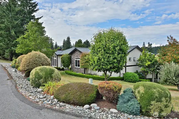 2445 Discovery Place, Langley, WA 98260