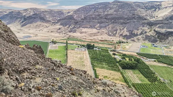 0 Palisades Road, Palisades, WA 98845