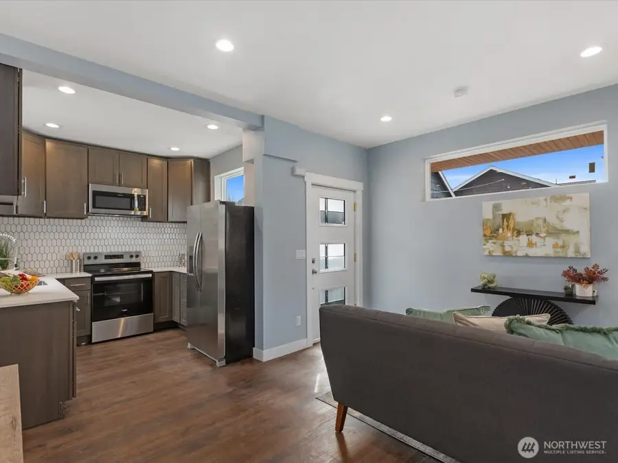 6751 14th Avenue Nw, Seattle, WA 98117 - Image #3