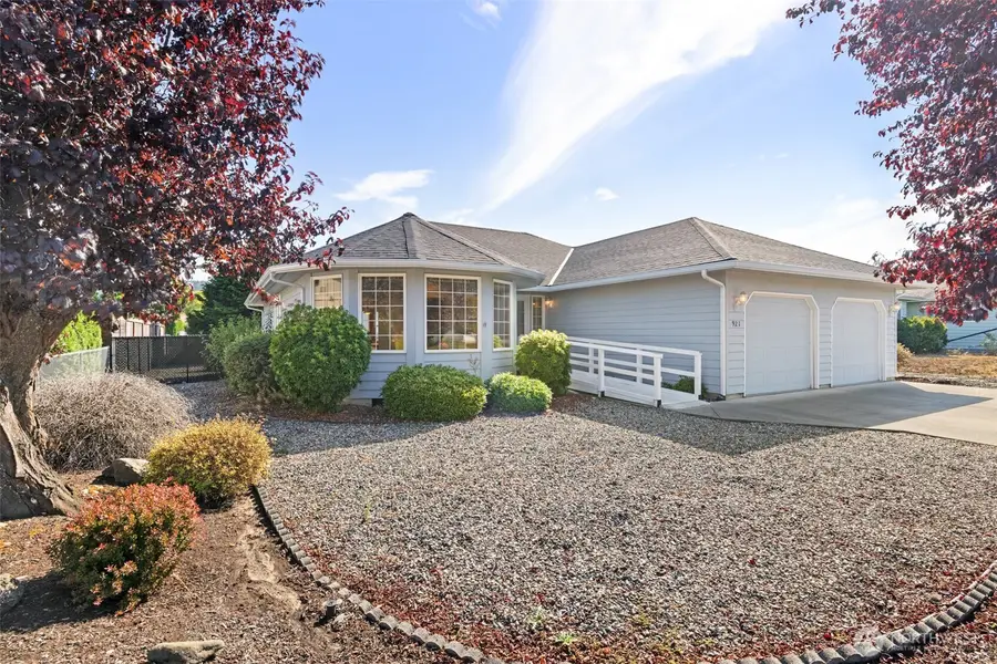 921 E Willow Street, Sequim, WA 98382 - Image #2