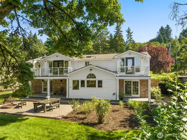 11216 E Riverside Drive, Bothell, WA 98011