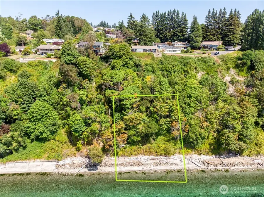 161 S 216th Street, Normandy Park, WA 98166 - Image #2