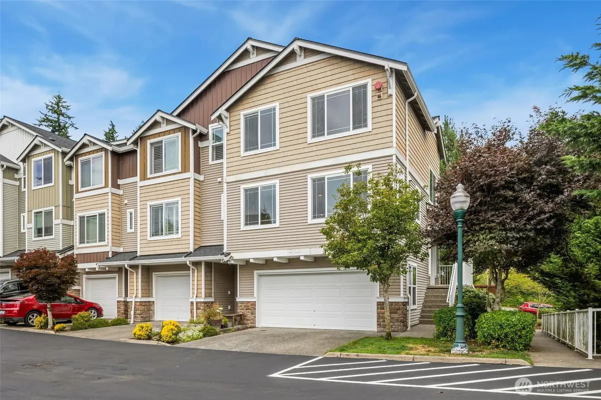 15720 Manor Way #E5, Lynnwood, WA 98087 - Image #1