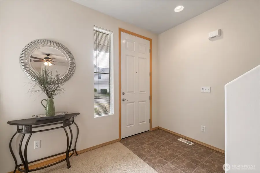 2420 Simmons Street #B, Dupont, WA 98327 - Image #3