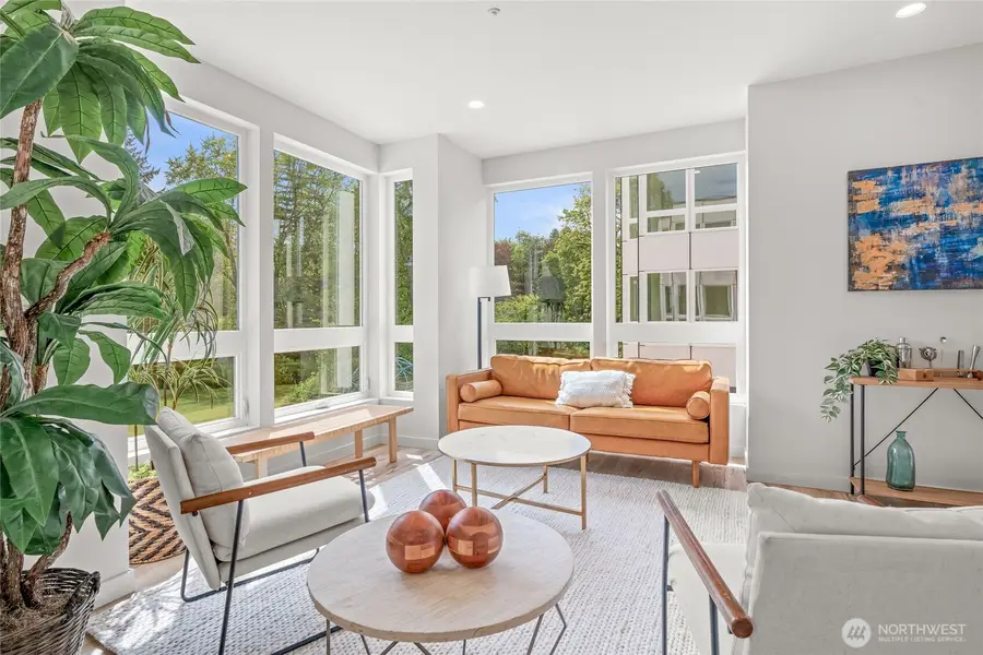 12225 Roseberg Avenue S #9, Seattle, WA 98168 - Image #3