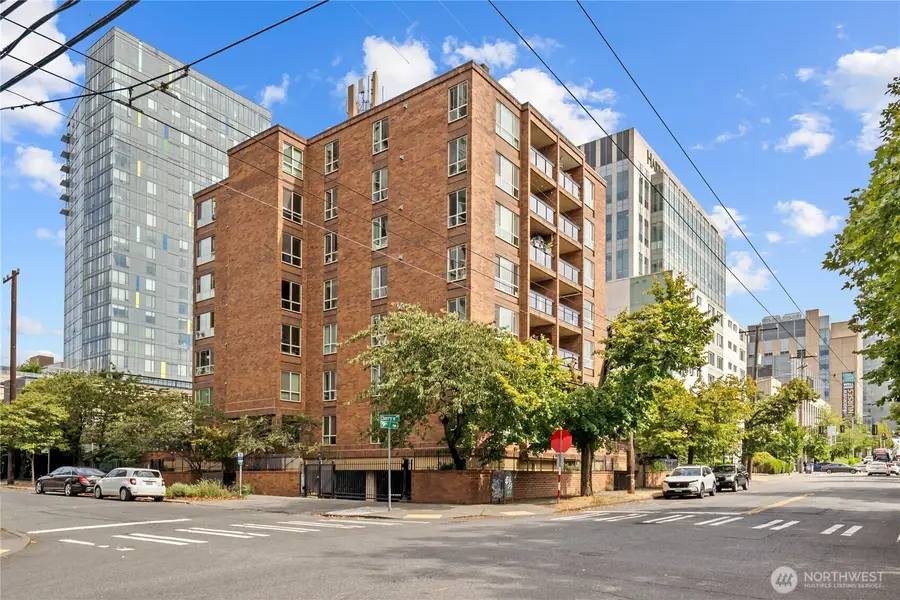 905 Cherry Street #701, Seattle, WA 98104 - Image #3