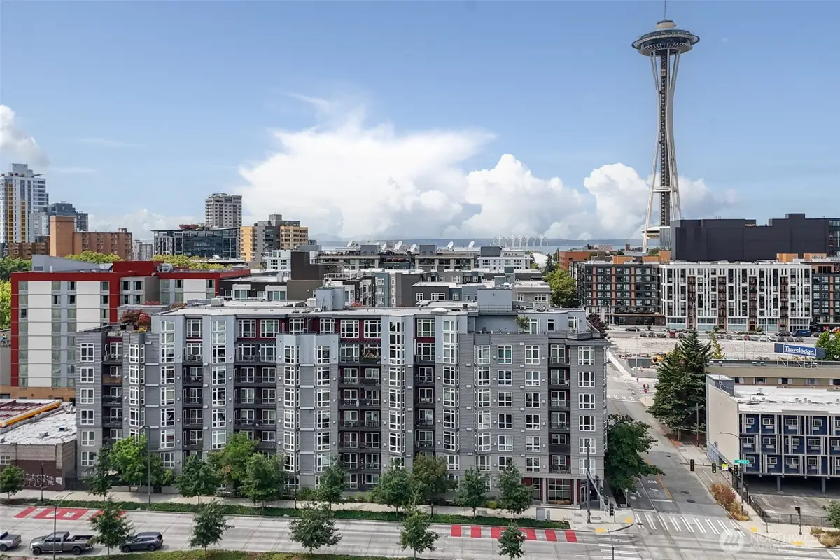 699 John St #517, Seattle, WA 98109 - Image #1