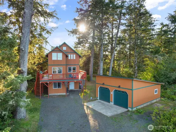 1019 Catala Avenue Se, Ocean Shores, WA 98569