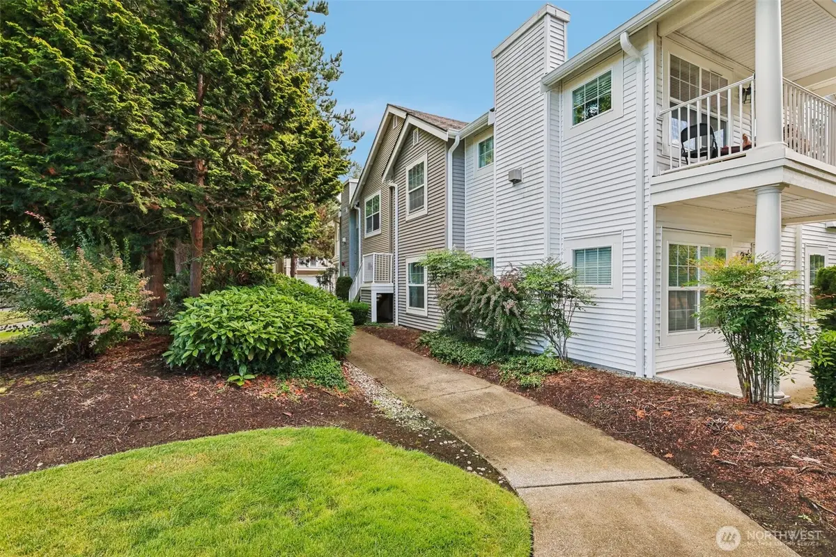 1607 Kincaid Street #E8, Dupont, WA 98327 - Image #1