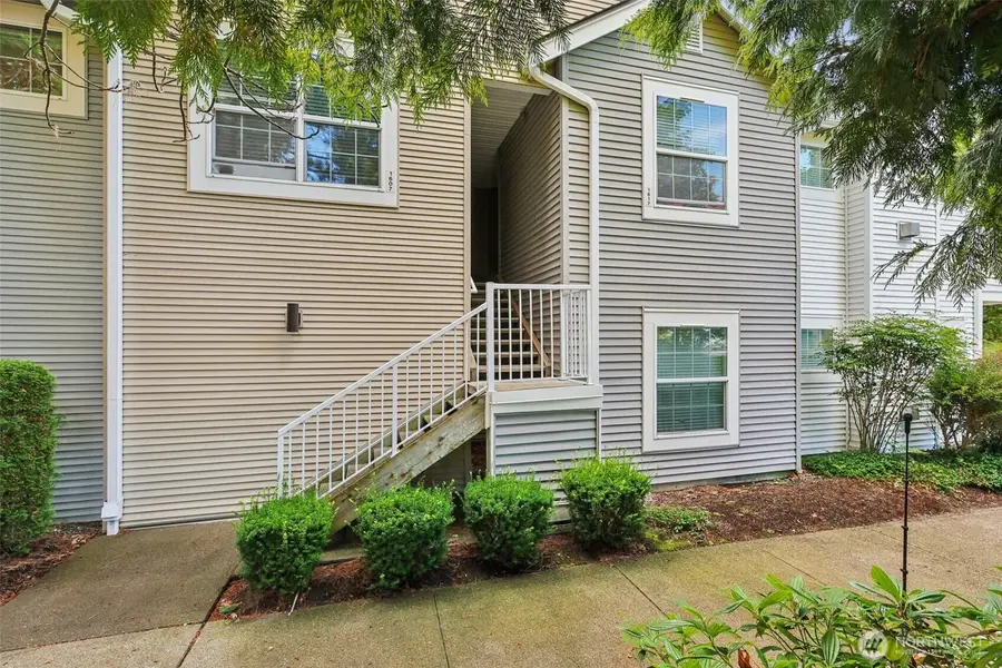 1607 Kincaid Street #E8, Dupont, WA 98327 - Image #2